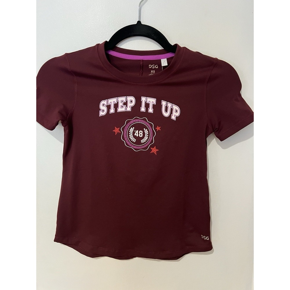 NWT‎ DSG Movement Tee Girls Team Burgundy Athletic Top Size XS Step it Up